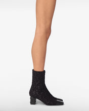 Load image into Gallery viewer, Monogram Logo Heel Ankle Boots | Women Boots Black | GCDS®